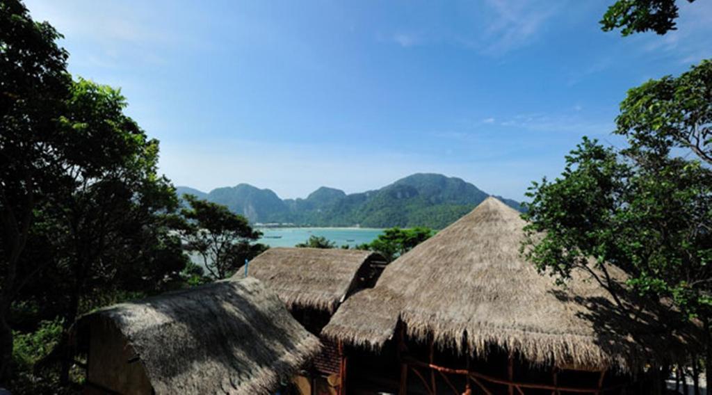 Phuphaya Seaview Resort - Adult Only Phi Phi-eilanden Buitenkant foto