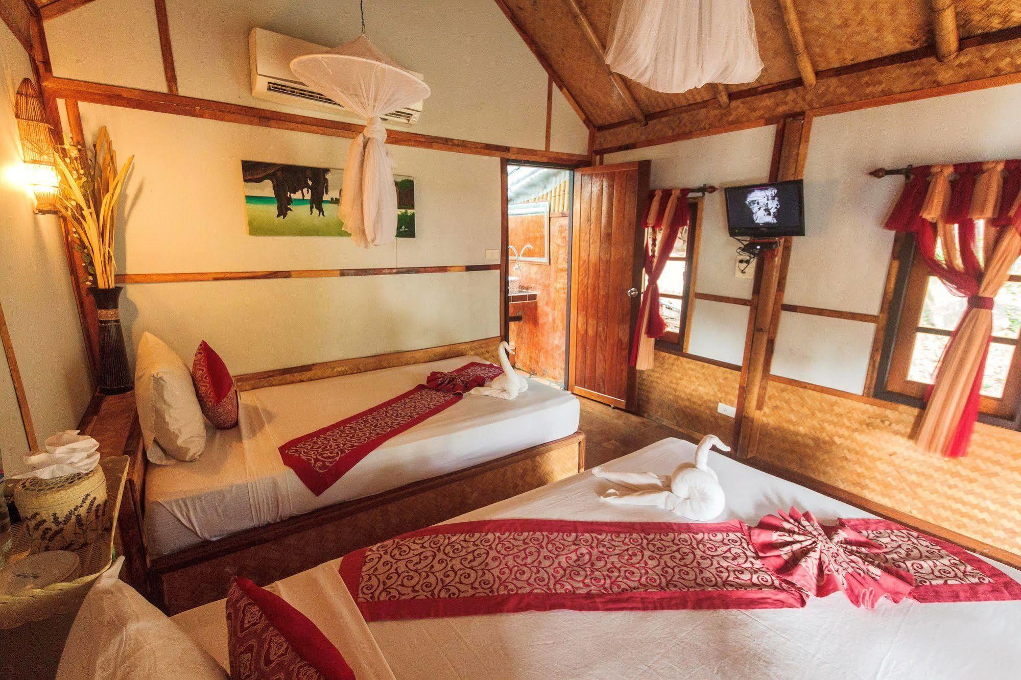 Phuphaya Seaview Resort - Adult Only Phi Phi-eilanden Buitenkant foto